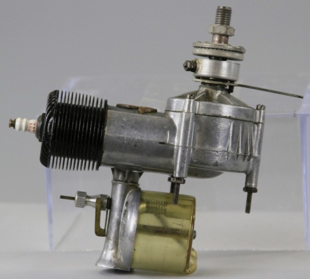 TIGER 60 GAS ENGINE Contains