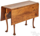 TIGER MAPLE DROP-LEAF TABLE<br