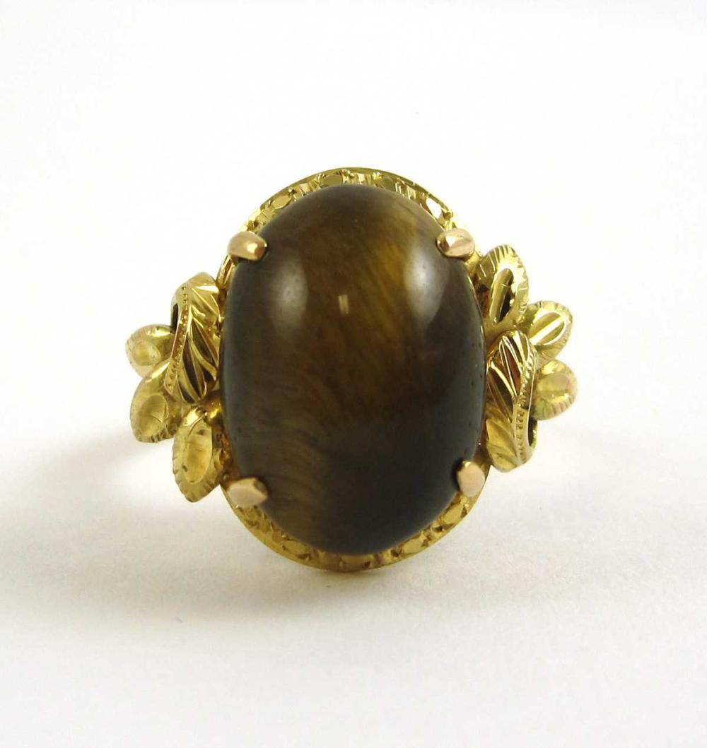 TIGER'S EYE AND EIGHTEEN KARAT GOLD