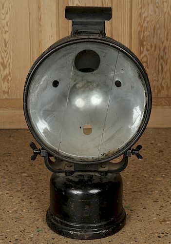 TILLEY-HENDON KEROSENE LANTERN