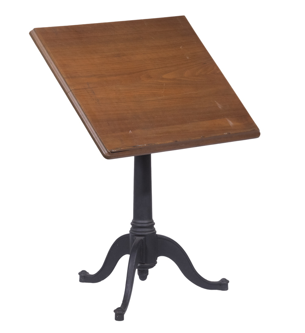TILT-TOP DRAFTING TABLE WITH IRON