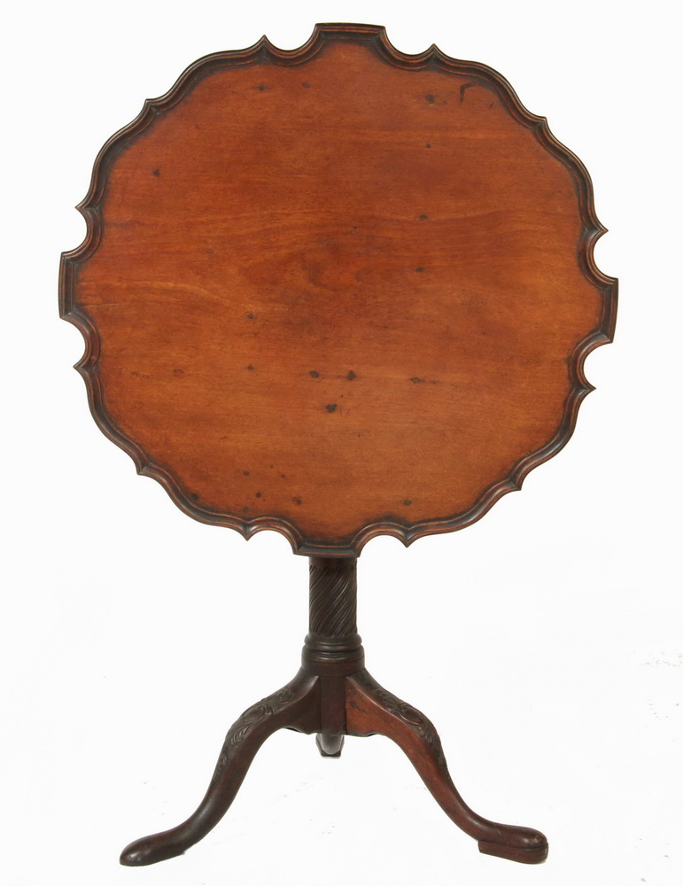 TILT TOP PIECRUST TEA TABLE 18th c.