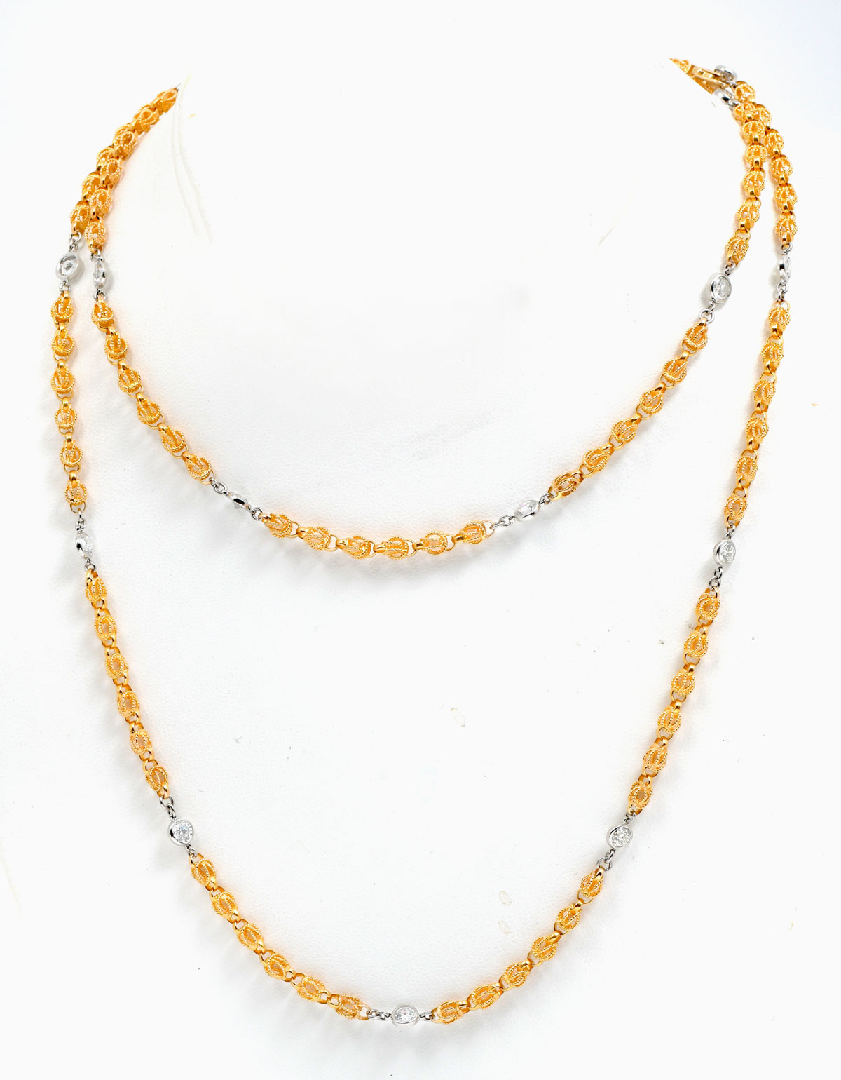 TIMELESS 18K & PLATINUM DIAMOND SET