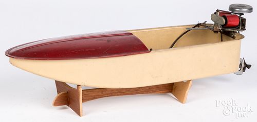 TIN BATTERY OPERATED PRESSED