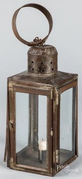 TIN CARRY LANTERN, 19TH C.Tin