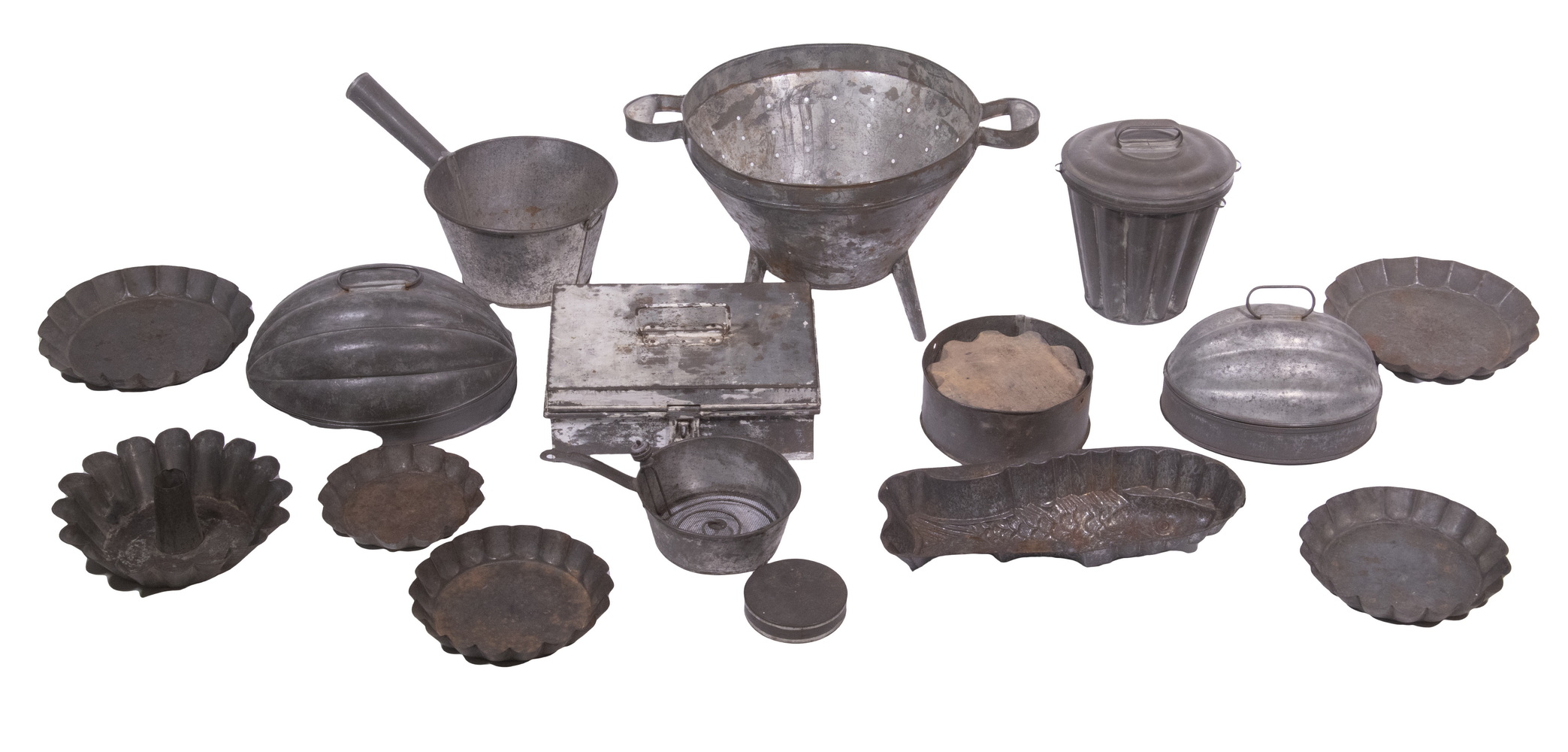TIN COOKING ACCESSORIES