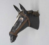 TIN HORSE HEAD TRADE SIGNA tin