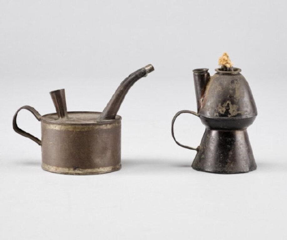 TIN LIGHTINGA lot of two tin