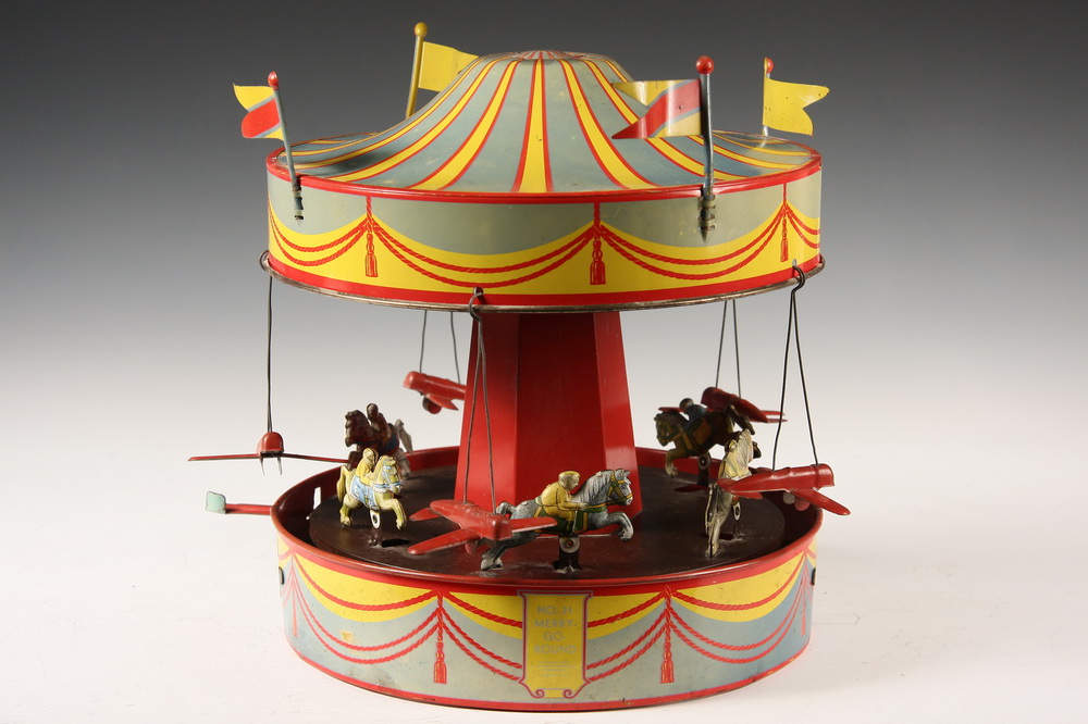 TIN LITHO TOY CAROUSEL - Circa 1940