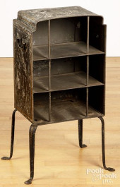 TIN PLATE WARMER, 19TH C.<br>T