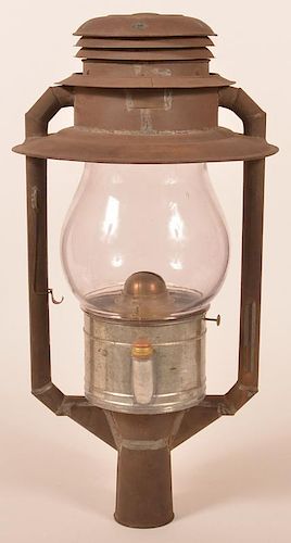 TIN POST LANTERN WITH GLASS SHADE