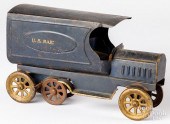 TIN US MAIL HILLCLIMBER DELIVE