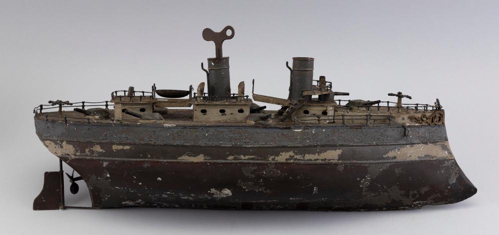 TIN WIND-UP TOY BATTLESHIP