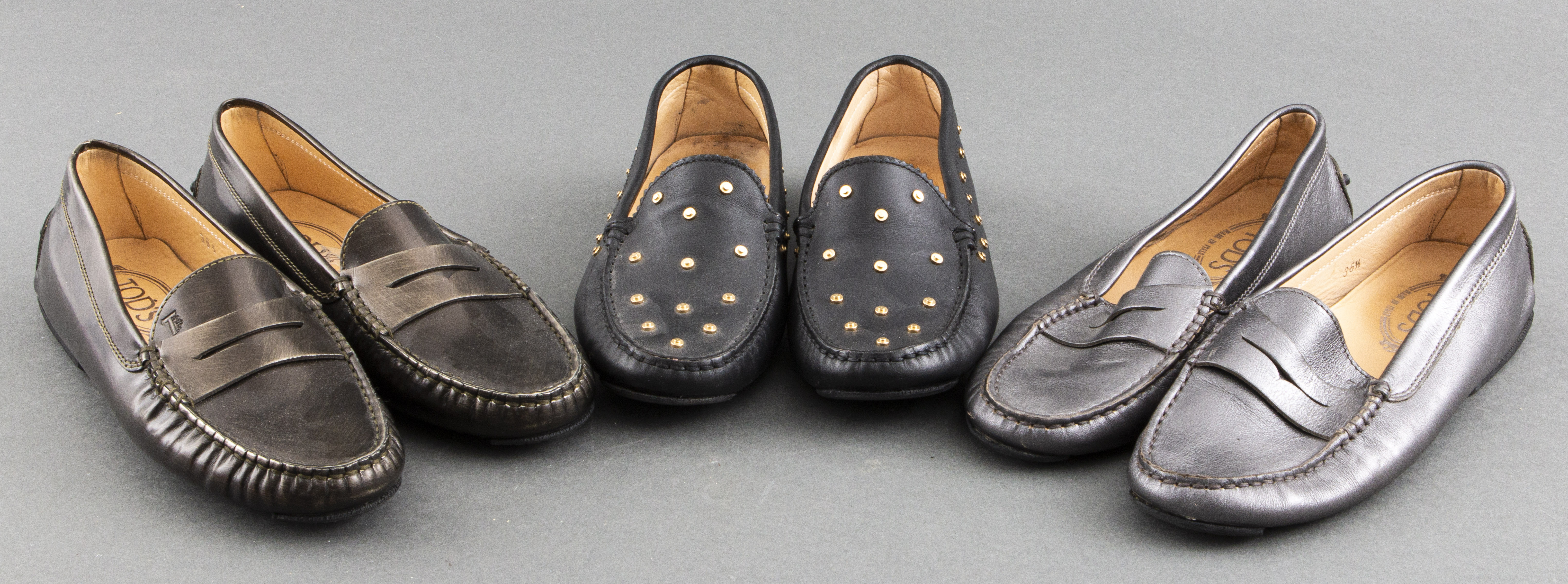 TOD'S LEATHER LOAFERS, SIZE 36.5,