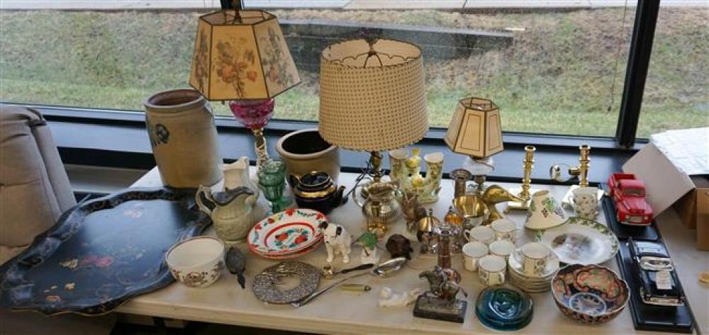TOLE TRAY, BRASS LAMPS, DUCK