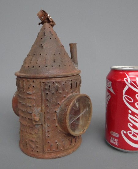 Toleware lantern. 8 3/4'' Ht.