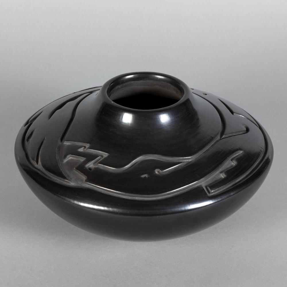 TONI ROLLER, CARVED AVANYU