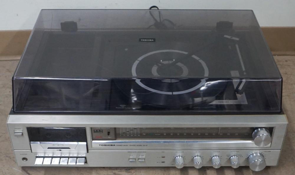 TOSHIBA RECORD PLAYER, MODEL
