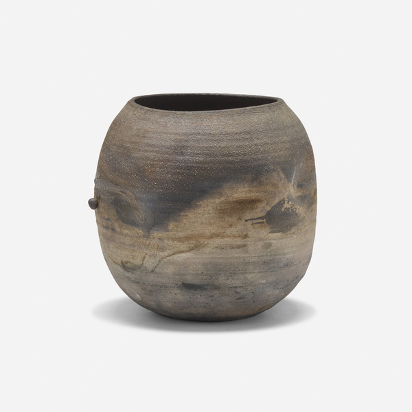 Toshiko Takaezu 1922–2011. Vase. c.