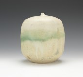 Toshiko Takaezu (American 1922