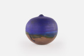 TOSHIKO TAKAEZU, CLOSED FORM<b