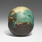 Toshiko Takaezu. Spring Moon (