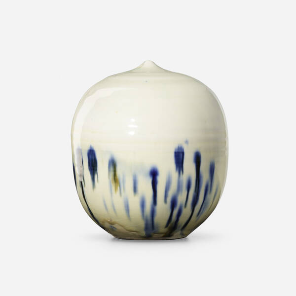 Toshiko Takaezu. Untitled. c. 1995,