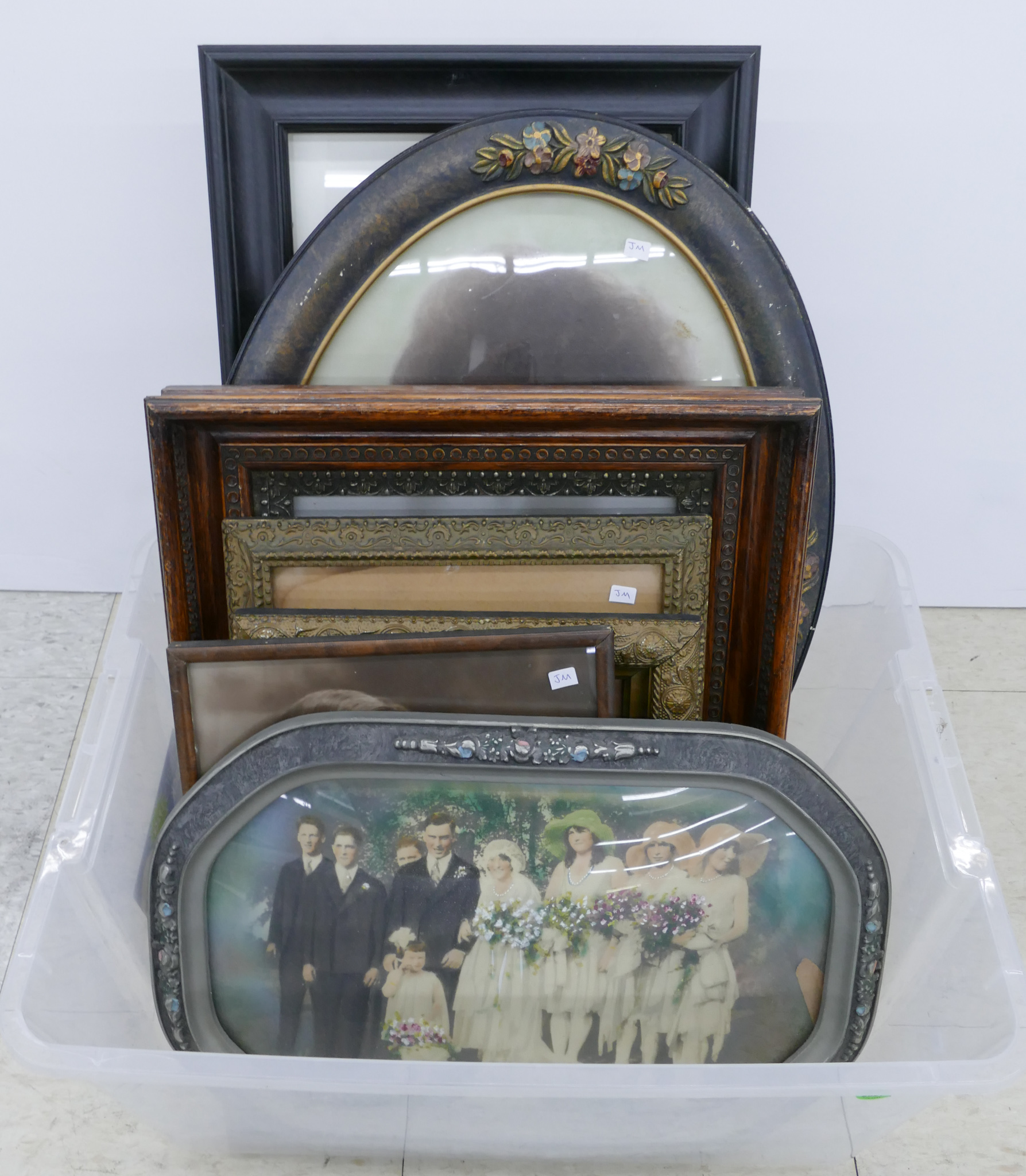 Tote 8pc Antique Framed Photos