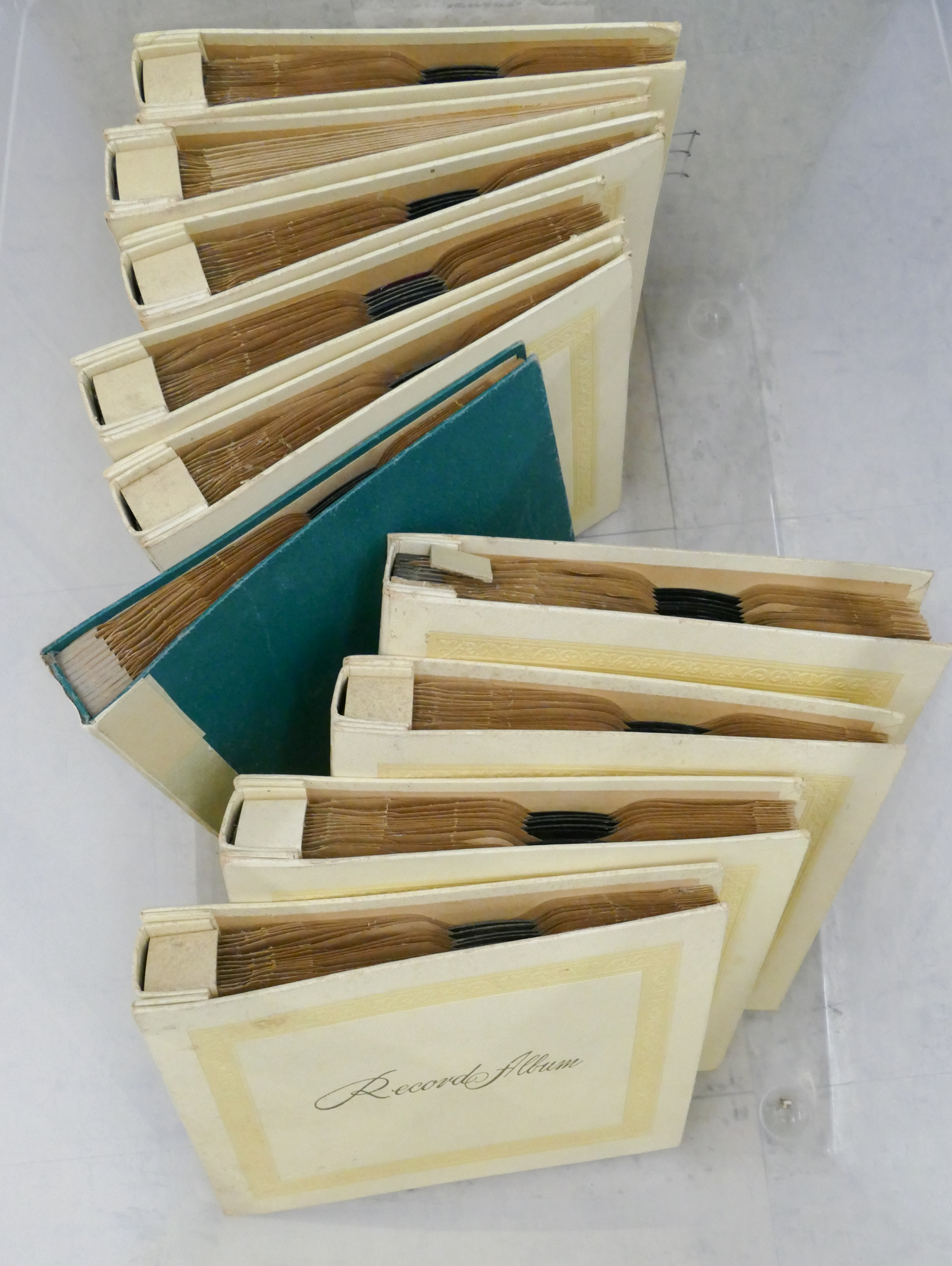Tote Vintage 45 RPM Record Albums