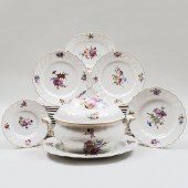 TOURNAI PORCELAIN PART DINNER