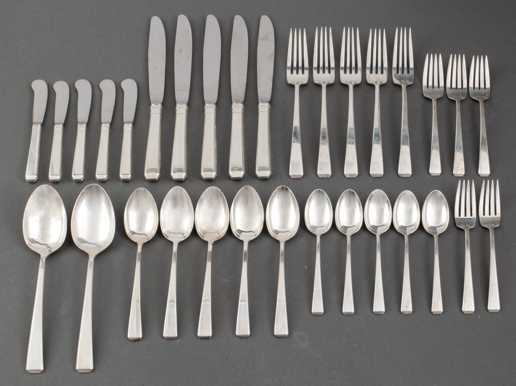 TOWLE STERLING FLATWARE SET