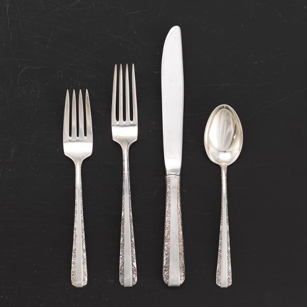 TOWLE STERLING SILVER DINNER