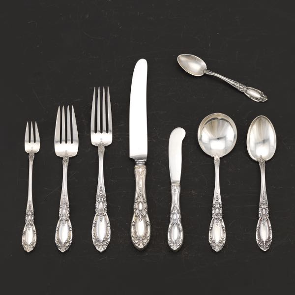 TOWLE STERLING SILVER FLATWARE