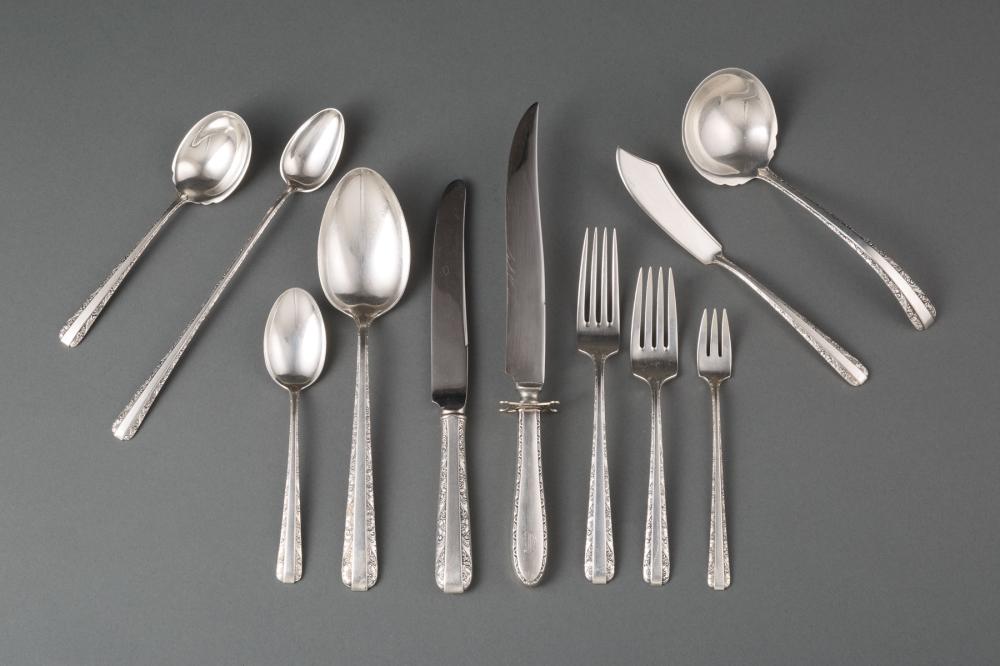TOWLE STERLING SILVER FLATWARE