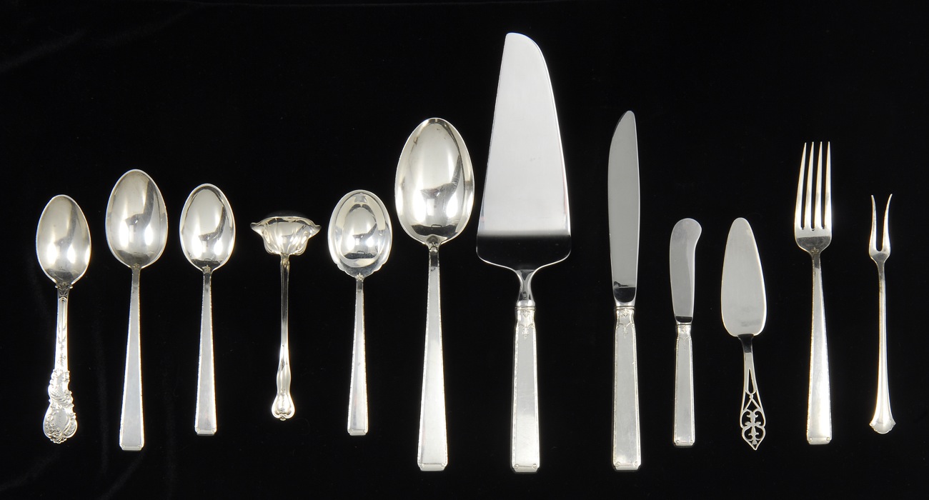 TOWLE STERLING SILVER PARTIAL