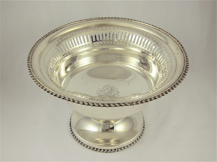 TOWLE STERLING SILVER PEDESTAL BOWL