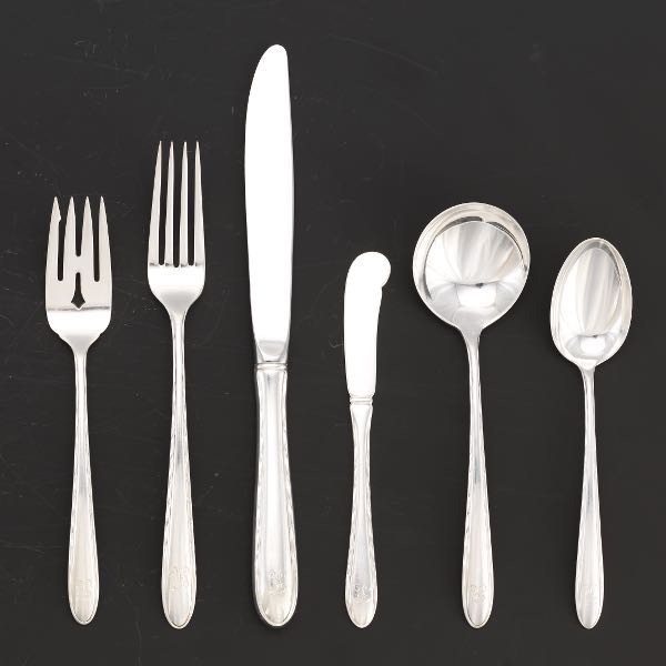 TOWLE STERLING SILVER "SILVER