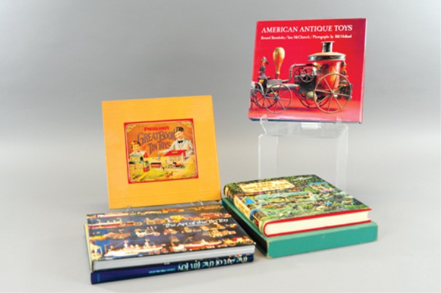 TOY BOOK LOT Toy reference books