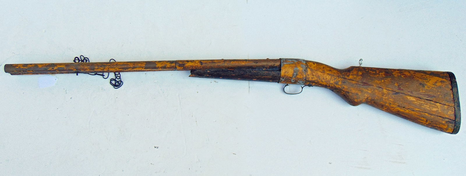 TRADE SIGN GUNSMITH THE THIRD,