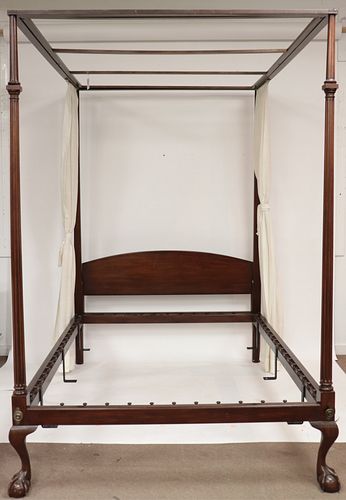 TRADITIONAL MAHOGANY CANOPY