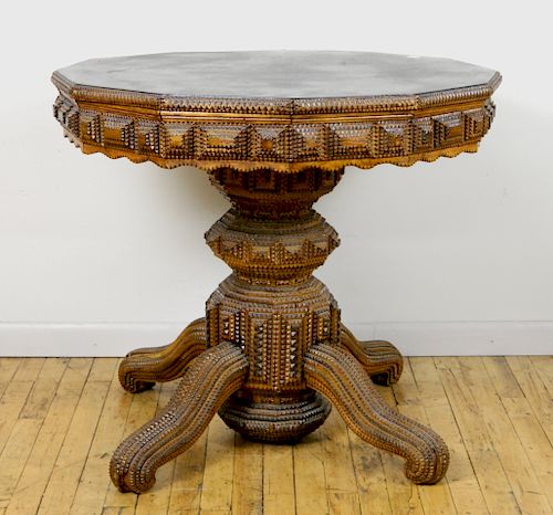 TRAMP ART TABLETramp Art table,