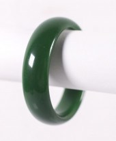 TRANQUIL SPINACH JADE BANGLEEl