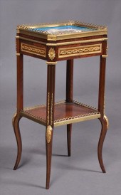 TRANSITIONAL LOUIS XV/XVI-STYL