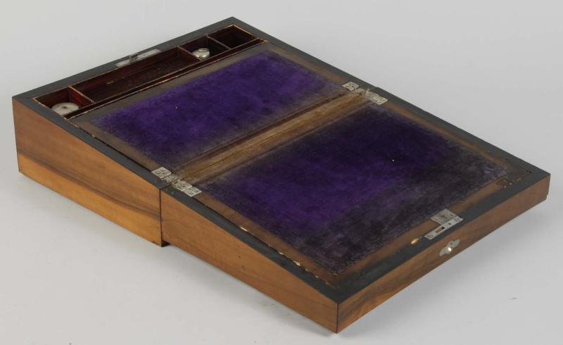 Traveling Writing Desk. 