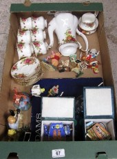 Tray comprising Royal Albert O