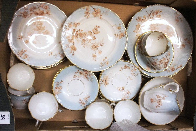 Tray comprising Springer and Co