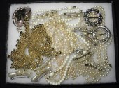 Tray lot of assorted ladies co