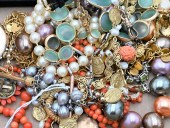 TRAY LOT OF JEWELRYTray Lot of