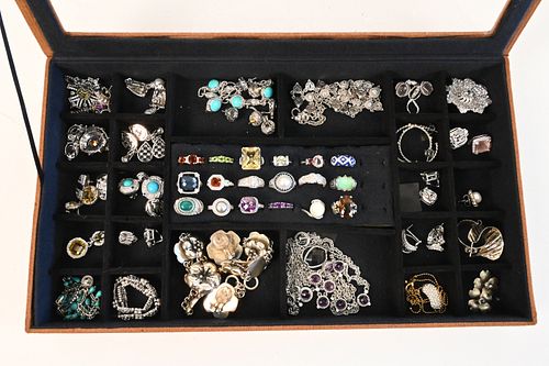 TRAY LOT OF SILVER JEWELRYTray