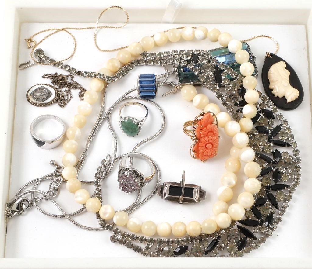 TRAY LOT OF VINTAGE JEWELRY